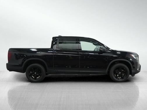 2022 Honda Ridgeline Black Edition