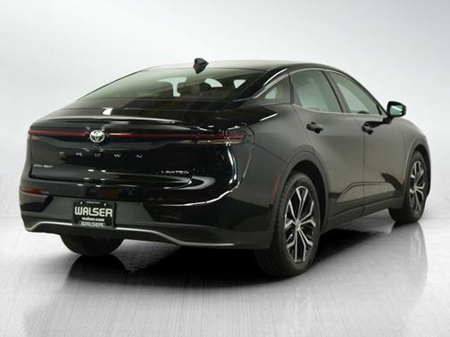 2024 Toyota Crown Limited