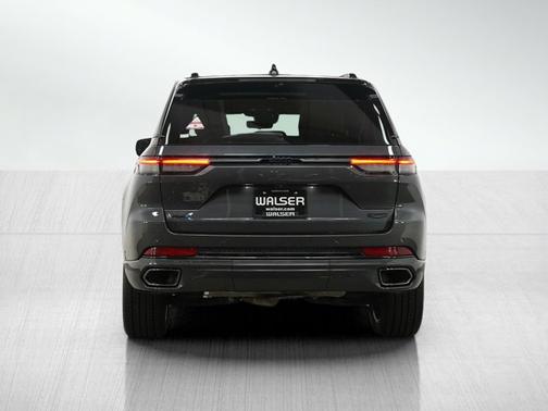 2023 Jeep Grand Cherokee Summit Reserve