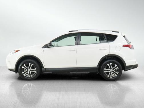 Super White 2016 Toyota RAV4 LE