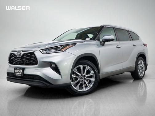 Celestial Silver Metallic 2024 Toyota Highlander Limited