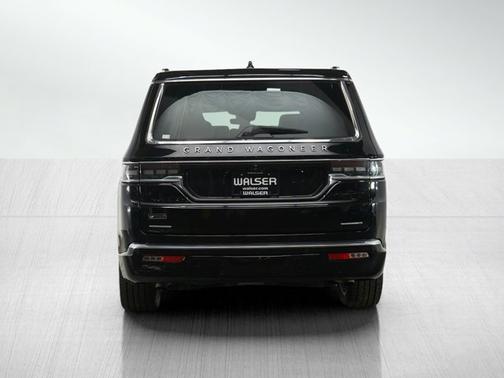 2023 Jeep Grand Wagoneer Series II