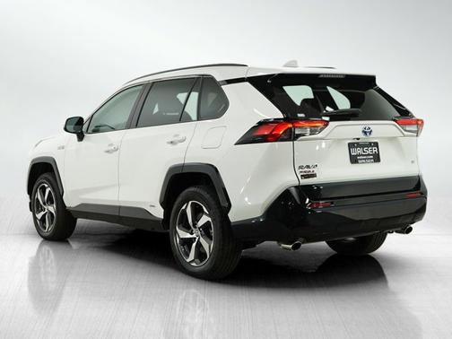 2021 Toyota RAV4 Prime SE