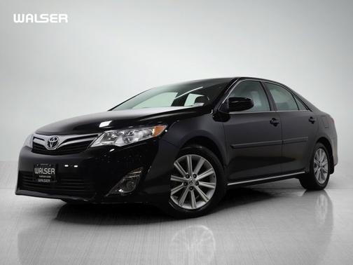 Attitude Black Metallic 2014 Toyota Camry SE