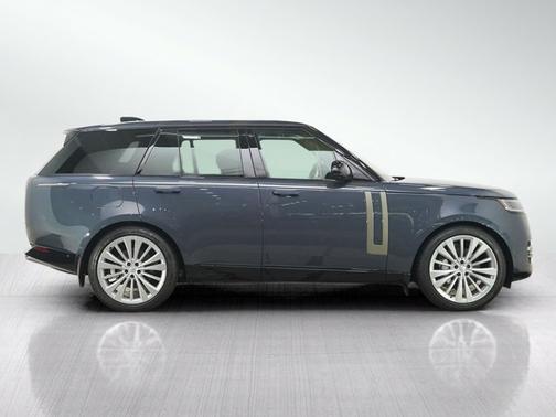 Varesine Blue Metallic 2025 Land Rover Range Rover SE