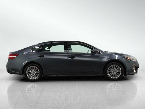2013 Toyota Avalon Hybrid XLE Touring