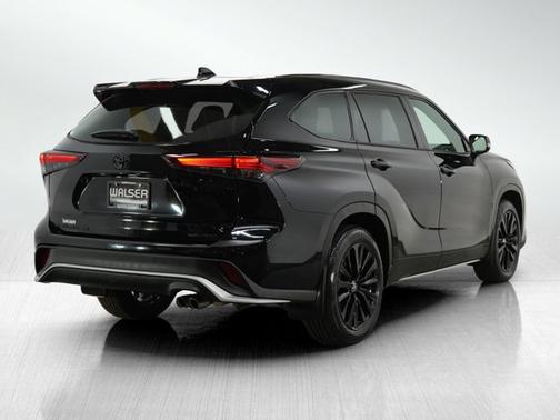 2024 Toyota Highlander XSE
