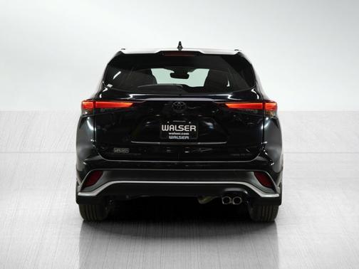 2024 Toyota Highlander XSE