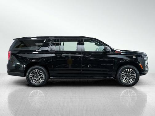 Black 2025 Chevrolet Suburban Z71