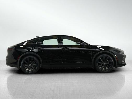 2025 Toyota Crown Nightshade