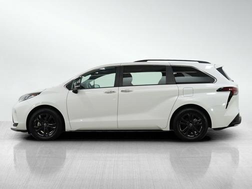 2024 Toyota Sienna XSE