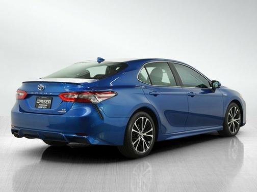 2018 Toyota Camry Hybrid SE