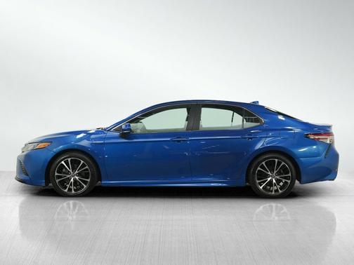 2018 Toyota Camry Hybrid SE