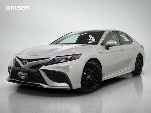 2021 Toyota Camry Hybrid XSE