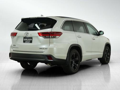 2018 Toyota Highlander Limited Platinum