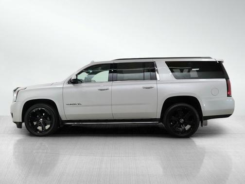 2017 GMC Yukon XL SLT
