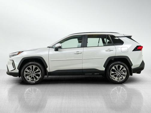 Wind Chill Pearl 2025 Toyota RAV4 XLE Premium