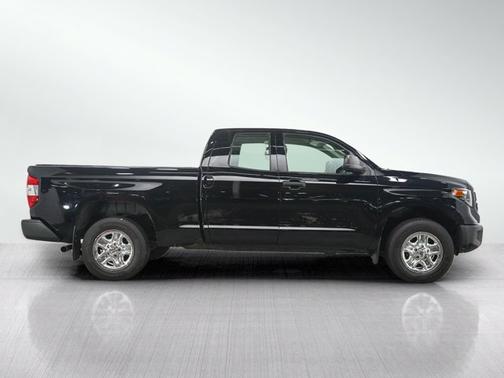 Midnight Black Metallic 2018 Toyota Tundra SR