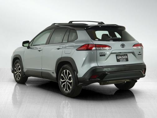 2024 Toyota Corolla Cross Hybrid SE
