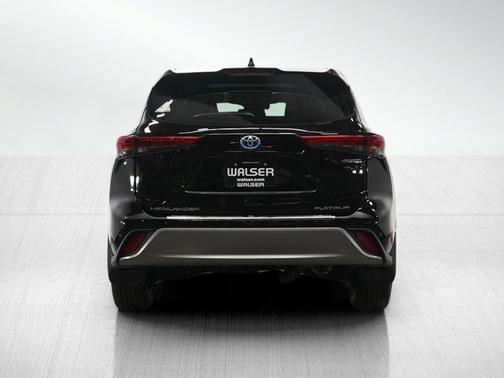 2022 Toyota Highlander Hybrid Hybrid Platinum