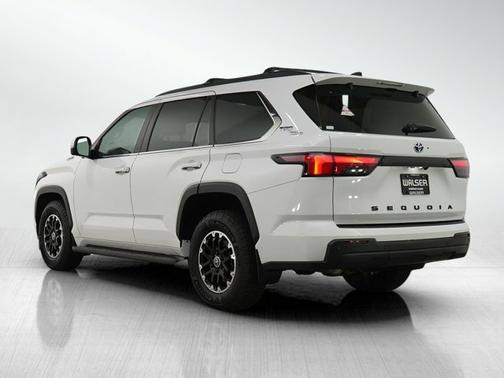 2024 Toyota Sequoia SR5
