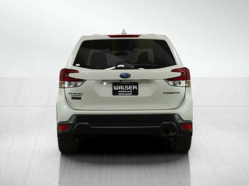 2021 Subaru Forester Base