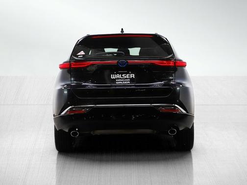 Celestial Black 2024 Toyota Venza Nightshade