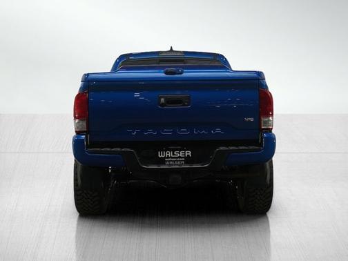 2016 Toyota Tacoma TRD Sport