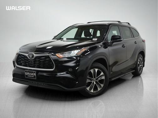 2025 Toyota Highlander Hybrid XLE