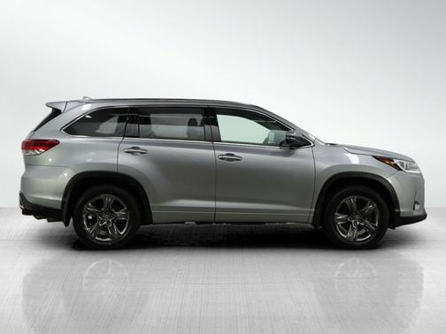 2019 Toyota Highlander Limited Platinum