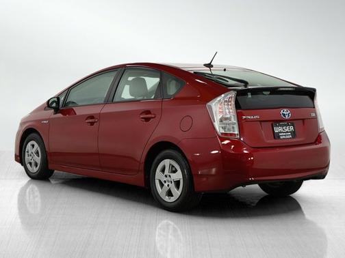 2010 Toyota Prius III