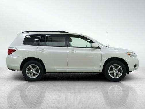 2010 Toyota Highlander Base