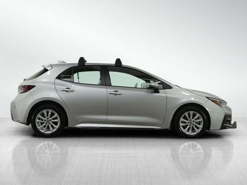 2024 Toyota Corolla Hatchback SE