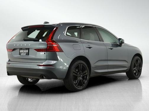 2021 Volvo XC60 Momentum