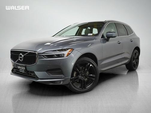 2021 Volvo XC60 Momentum