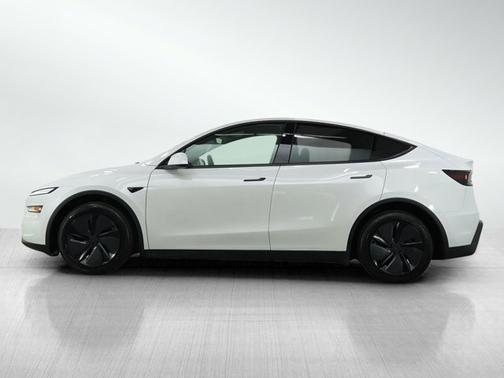 2026 Tesla Model Y Long Range