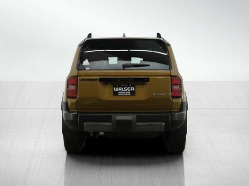 2025 Toyota Land Cruiser Base (A8)