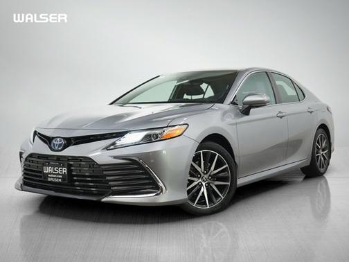 Celestial Silver Metallic 2024 Toyota Camry Hybrid Hybrid XLE