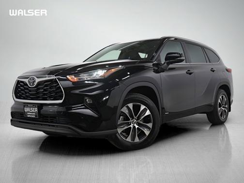 2025 Toyota Highlander Hybrid XLE