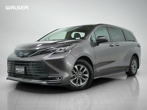 2021 Toyota Sienna XLE