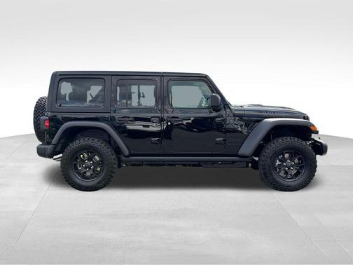 Black Clearcoat 2026 Jeep Wrangler Willys