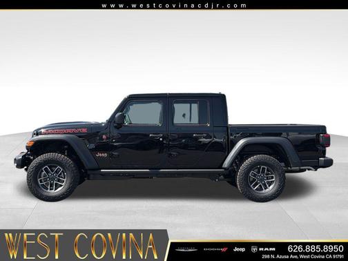 Black Clearcoat 2026 Jeep Gladiator Mojave 4x4