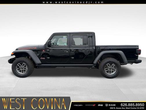 Black Clearcoat 2026 Jeep Gladiator Mojave 4x4