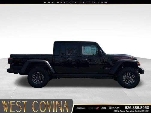 Black Clearcoat 2026 Jeep Gladiator Mojave 4x4