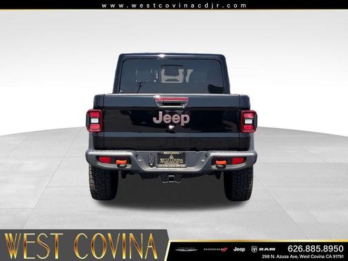 Black Clearcoat 2026 Jeep Gladiator Mojave 4x4