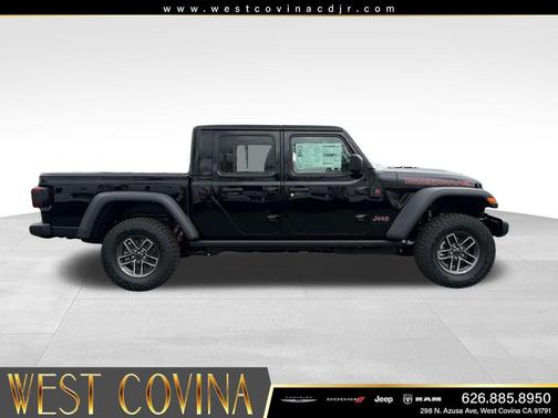 Black Clearcoat 2026 Jeep Gladiator Mojave 4x4