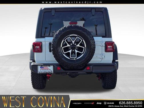 Bright White Clearcoat 2026 Jeep Wrangler Rubicon