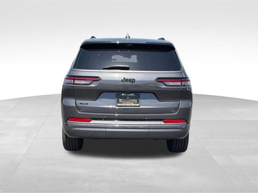 Baltic Gray Metallic Clearcoat 2026 Jeep Grand Cherokee L Limited