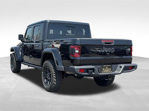 Black Clearcoat 2025 Jeep Gladiator Willys