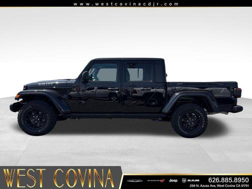 Black Clearcoat 2025 Jeep Gladiator Willys